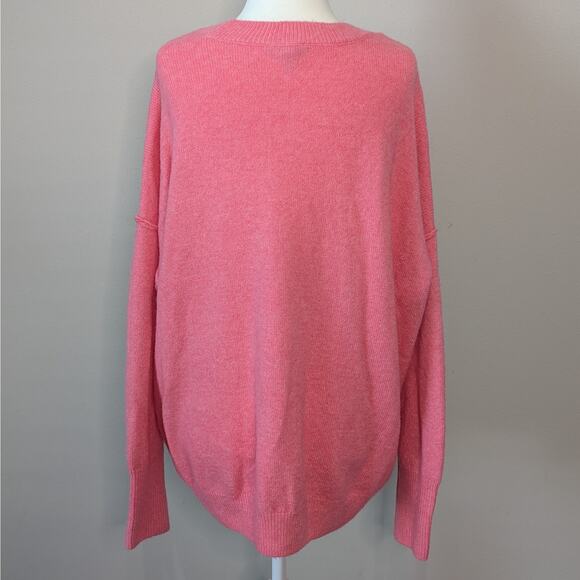 Vince Camuto Pink Knit Relaxed Fit Pullover Sweater Size Medium - Picture 4 of 6
